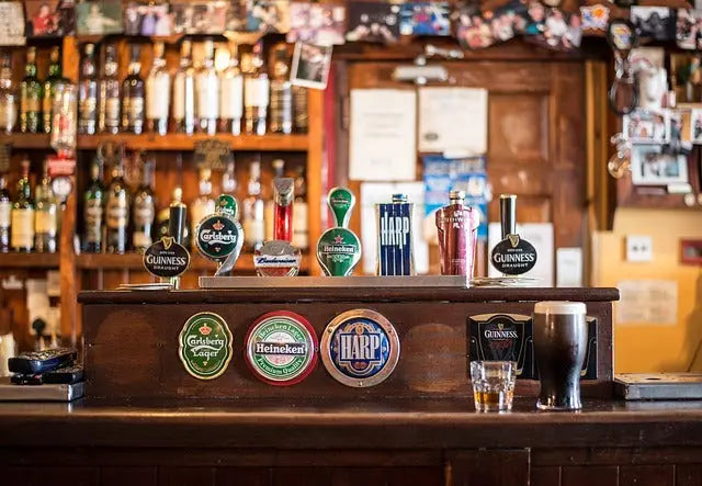 7 Proven Ways to Increase Bar Revenue with Trivia Nights