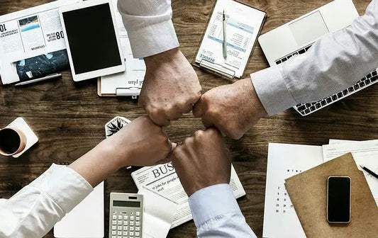 5 Tips to Encourage Teamwork During Trivia